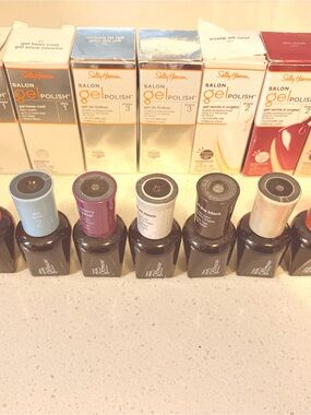 Sally Hansen